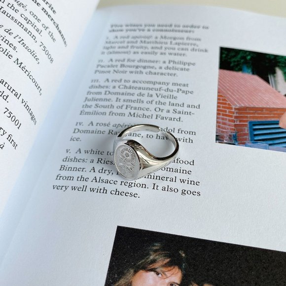 🌻 18K Goldplated Sunflower Floral Signet Ring - Picture 6 of 10